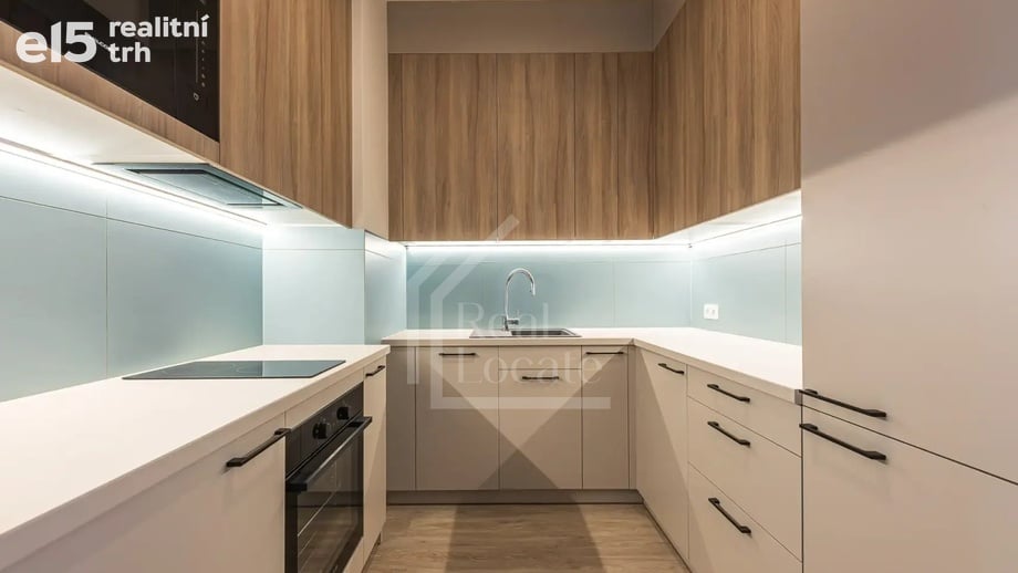 Pronájem byty 2+1, 54 m² - Praha - Nusle