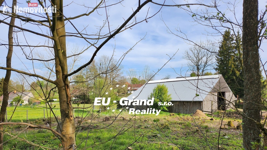 Prodej stavebního pozemku 813 m², Staré Křečany