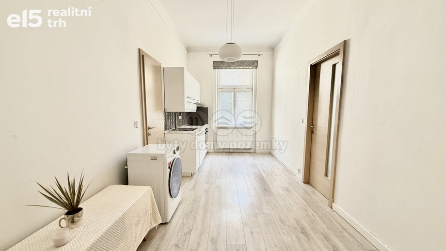 Pronájem byty 2+kk, 41 m² - Praha - Nové Město