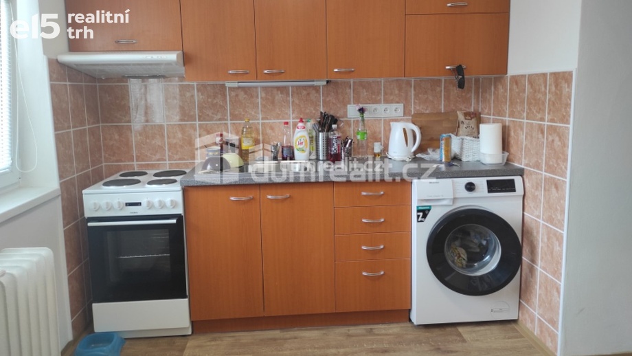 Pronájem byty 1+kk, 16 m² - Poděbrady III