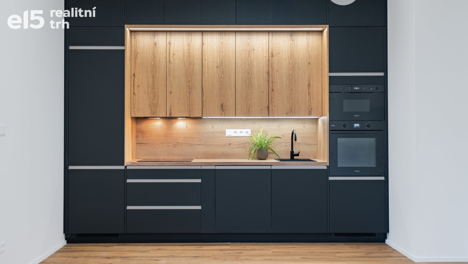 Pronájem bytu 3+kk 75 m², Brno - Komárov