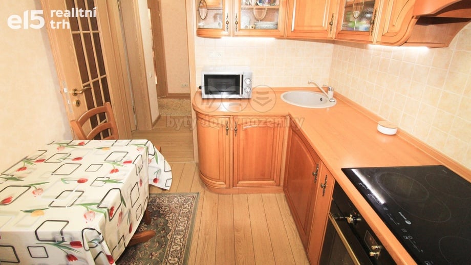 Pronájem byty 2+1, 45 m² - Karlovy Vary
