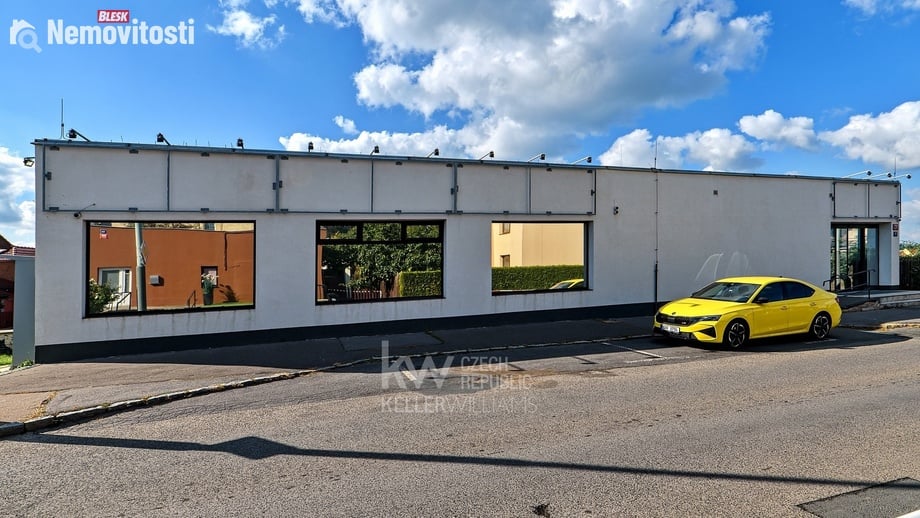 Pronájem obchodního prostoru 400 m², Praha - Dolní Chabry