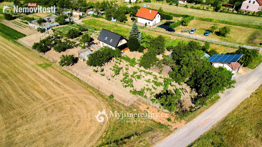 Prodej zahrady 1 132 m², Znojmo