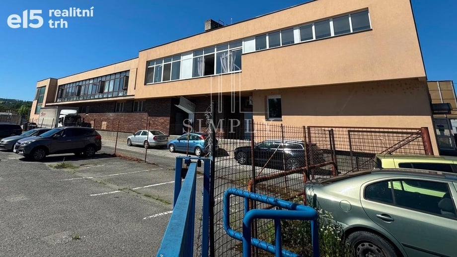 Prodej obchodní prostory, 2 500 m² - Valašské Meziříčí - Krásno nad Bečvou