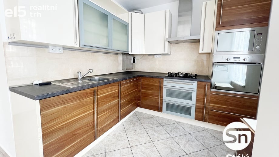 Pronájem byty 3+1, 72 m² - Praha - Troja