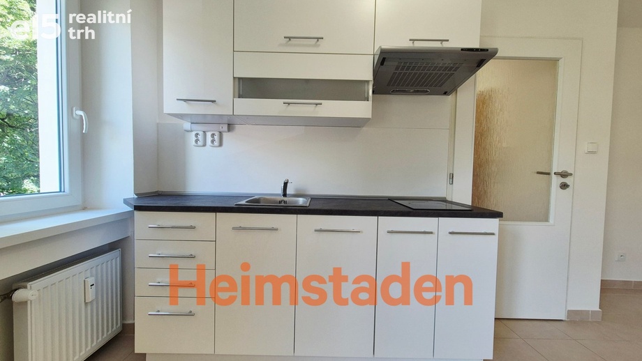 Pronájem byty 1+kk, 29 m² - Havířov - Šumbark