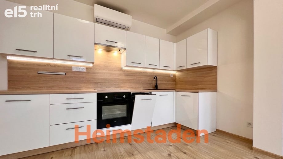 Pronájem byty 2+kk, 58 m² - Ostrava - Poruba
