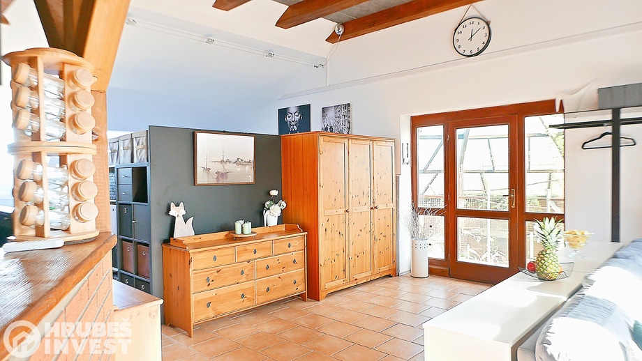 Pronájem atypické byty, 130 m² - Býšť
