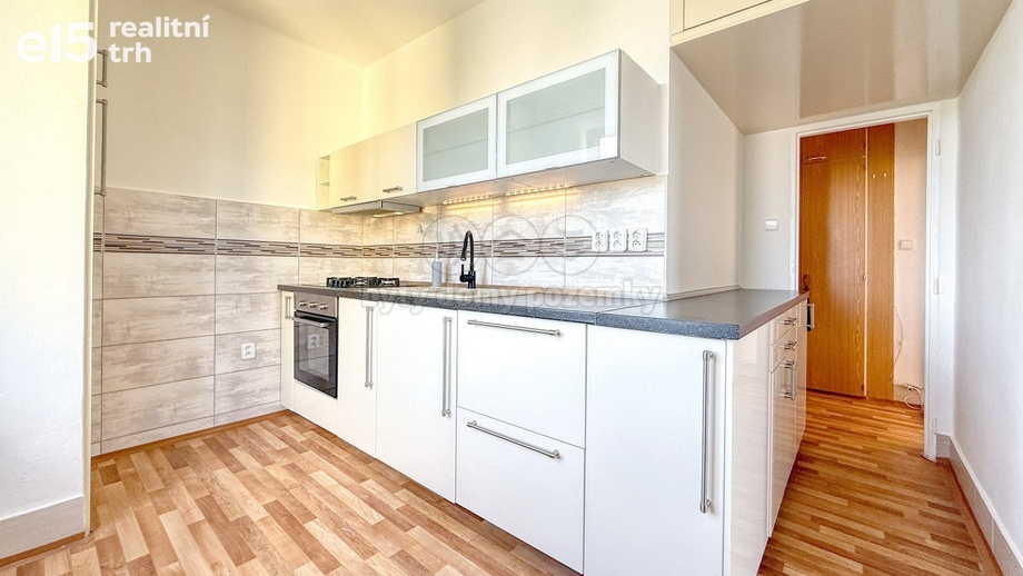 Pronájem byty 2+1, 53 m² - Praha - Záběhlice