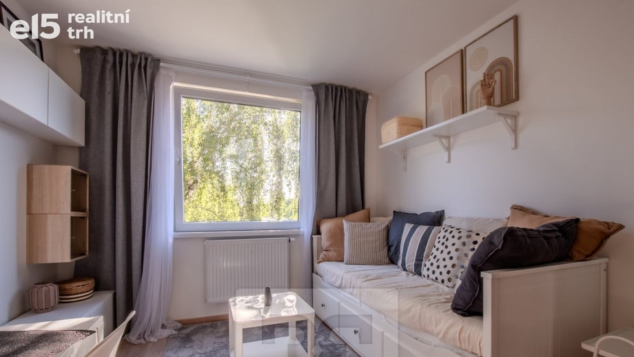 Pronájem byty 1+kk, 19 m² - Praha - Vršovice
