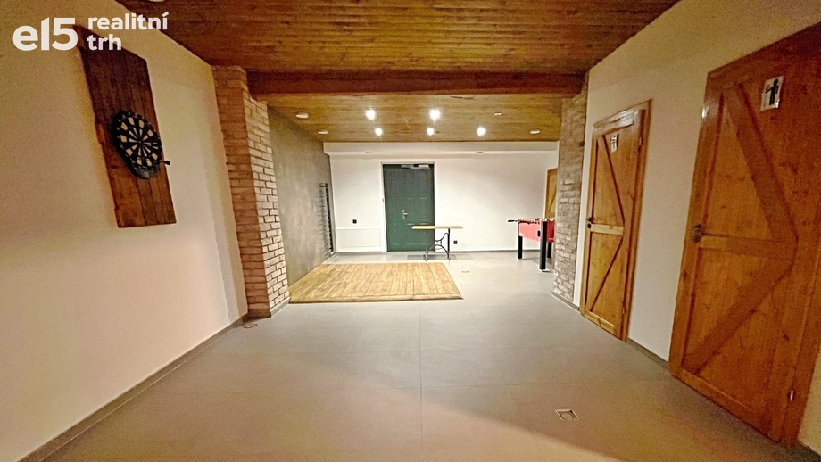 Prodej restaurace 278 m², Nová Ves