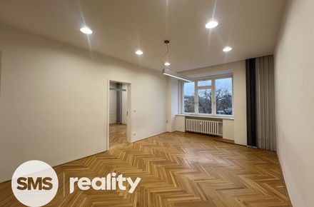 Pronájem kanceláře 105 m², Hradec Králové