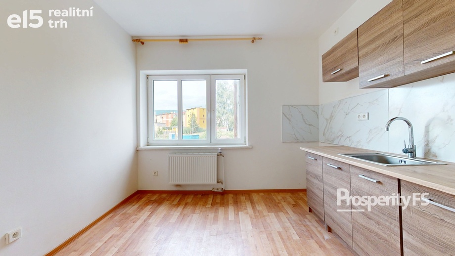 Pronájem byty 3+1, 83 m² - Košťany