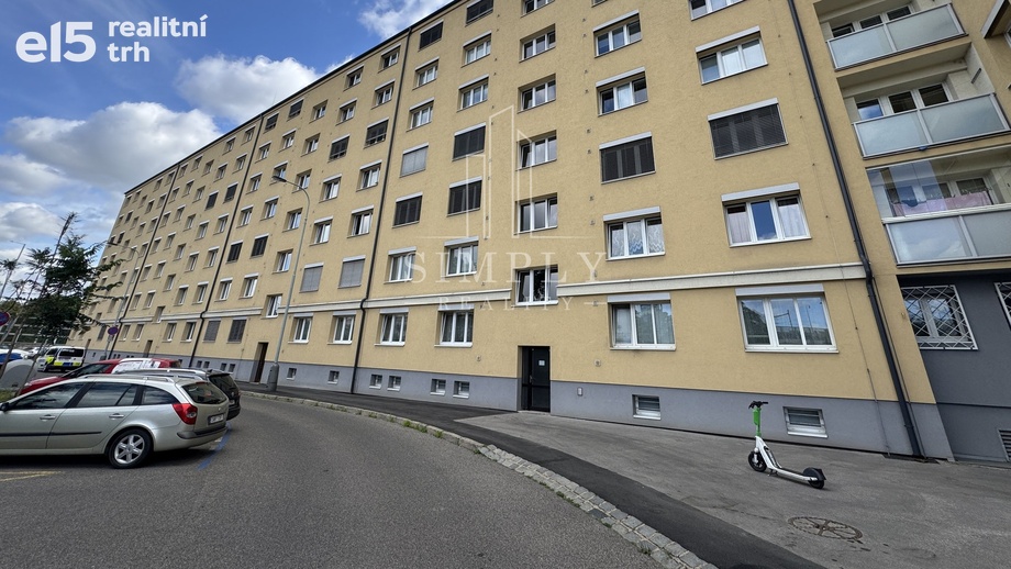 Pronájem byty 2+kk, 50 m² - Praha - Libeň