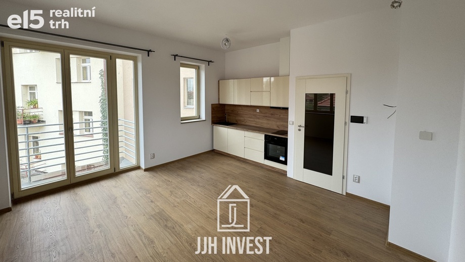 Pronájem bytu 1+kk 34 m², Poděbrady II
