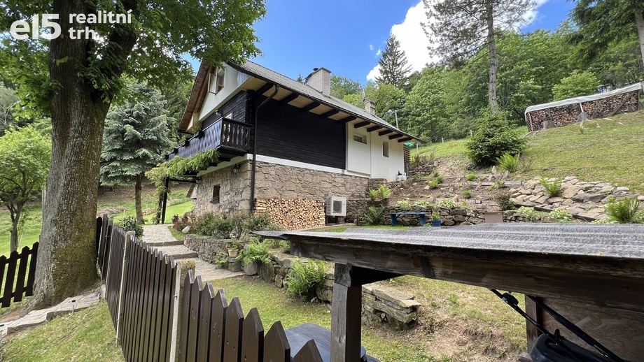 Prodej chalupa, 249 m² - Trnava
