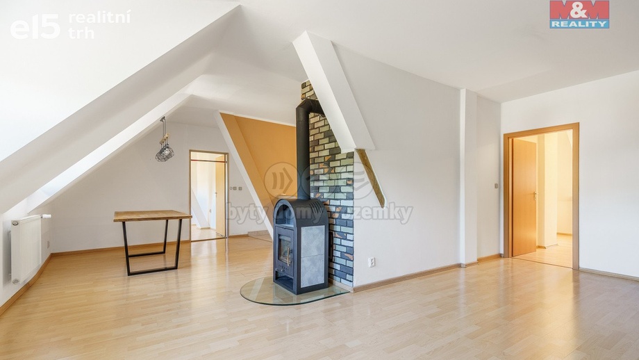 Prodej byty 3+1, 130 m² - Cheb