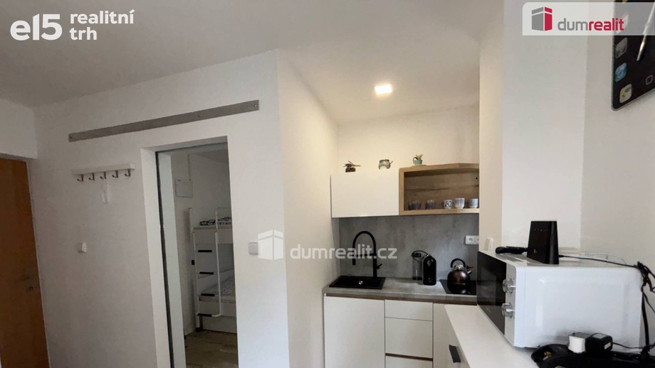 Prodej byty 1+kk, 16 m² - Luhačovice