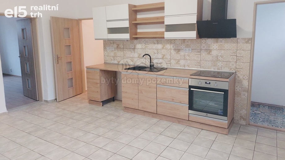 Pronájem byty 2+1, 66 m² - Krnov - Pod Bezručovým vrchem