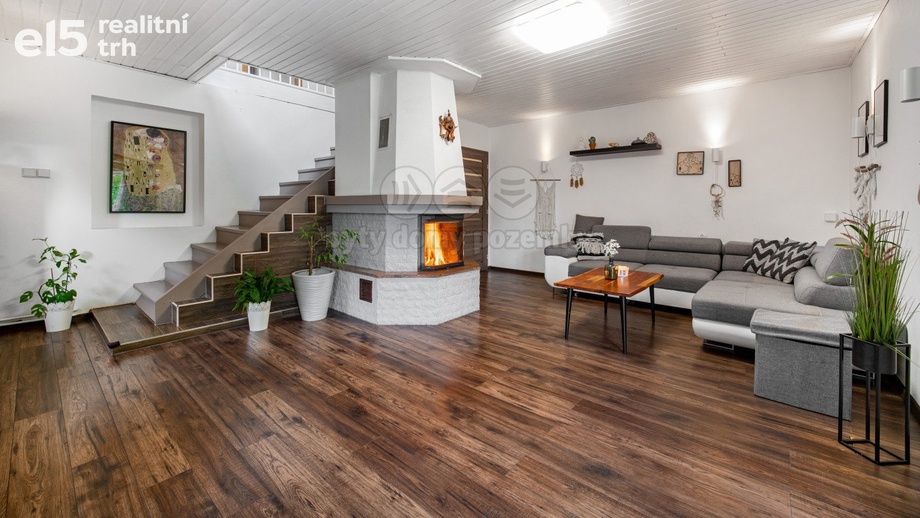 Prodej rodinného domu 201 m², Mistrovice