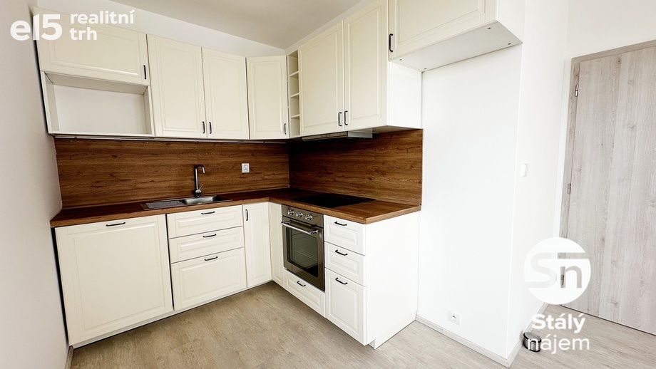 Pronájem byty 2+kk, 54 m² - Poděbrady III