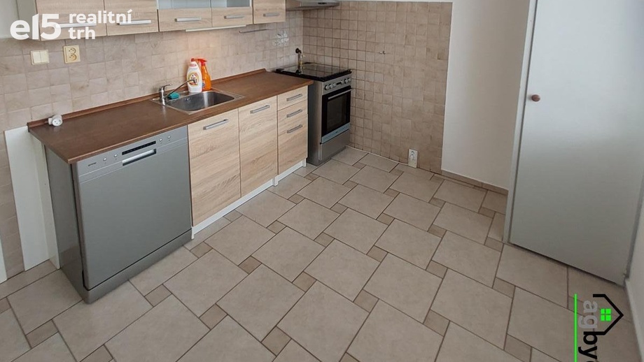 Pronájem byty 3+1, 68 m² - Stříbro