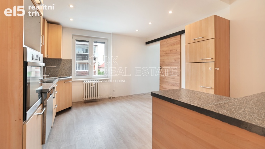 Prodej byty 3+1, 65 m² - Chýně