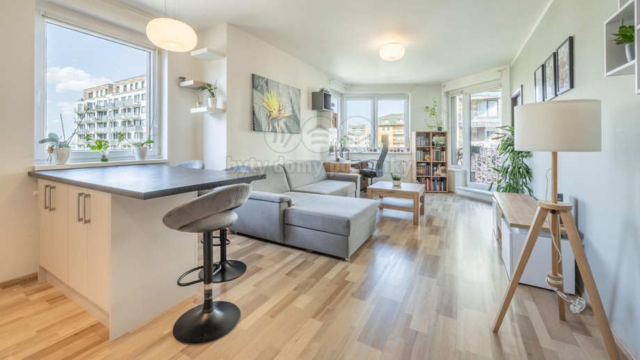 Prodej bytu 2+kk 55 m², Praha 5