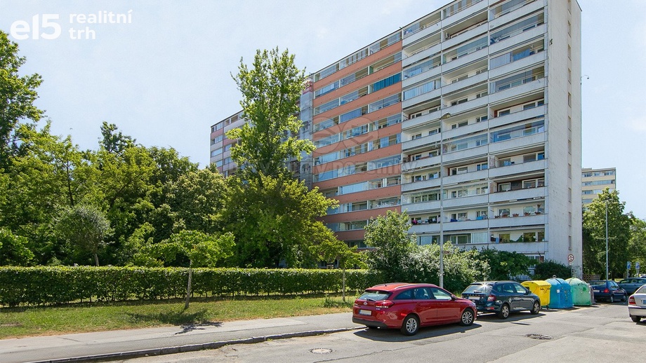 Prodej byty 2+kk, 34 m² - Praha - Braník
