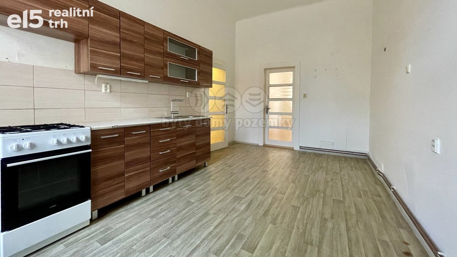 Pronájem byty 2+1, 73 m² - Praha - Libeň