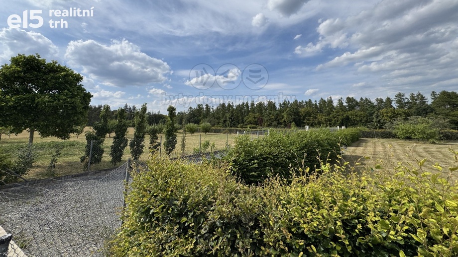 Prodej pozemky - trvalý travní porost, 1 093 m² - Hradištko