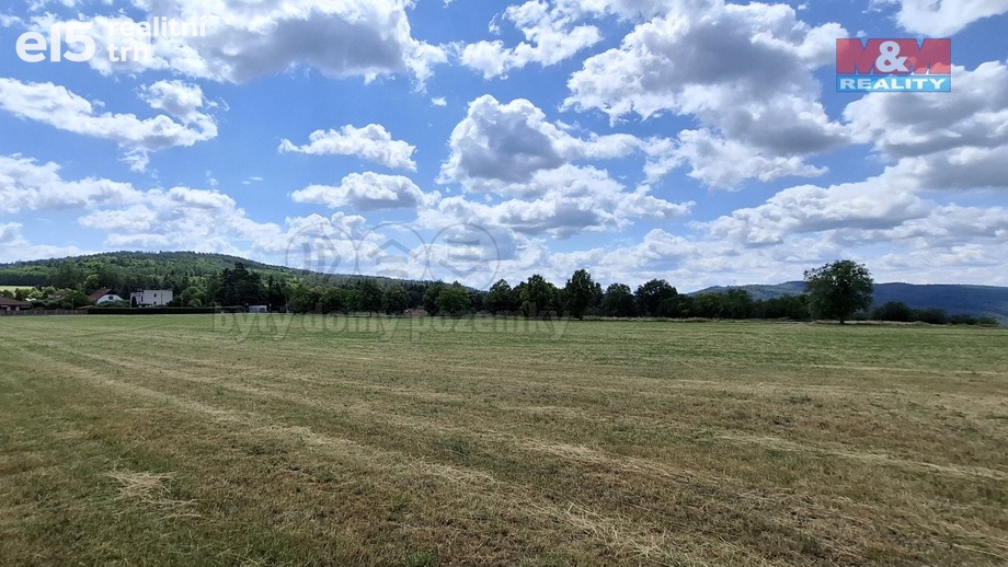 Prodej pole 4 947 m², Hradištko