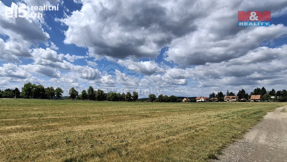 Prodej pozemky - trvalý travní porost, 2 035 m² - Hradištko