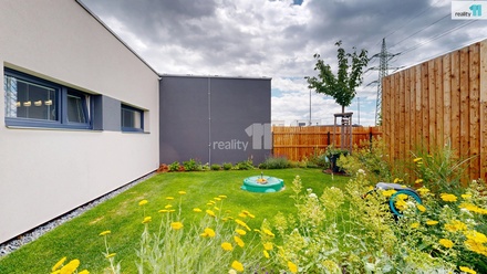 Pronájem rodinného domu 136 m², Praha 14