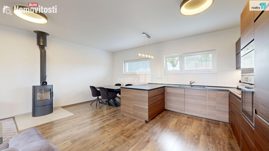 Pronájem rodinného domu 136 m², Praha 14