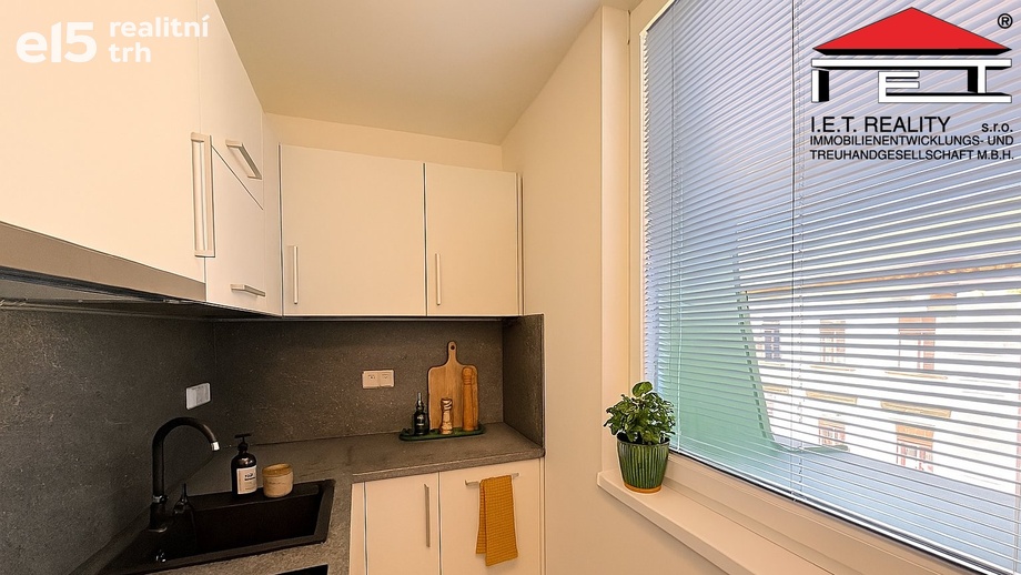 Pronájem bytu 2+1 37 m², Brno-město