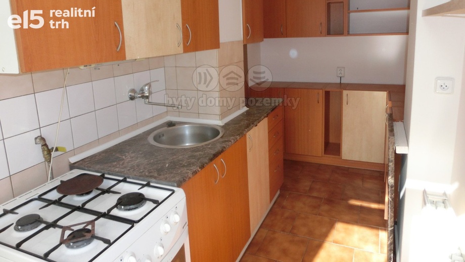 Pronájem byty 2+1, 71 m² - Pardubice - Zelené Předměstí