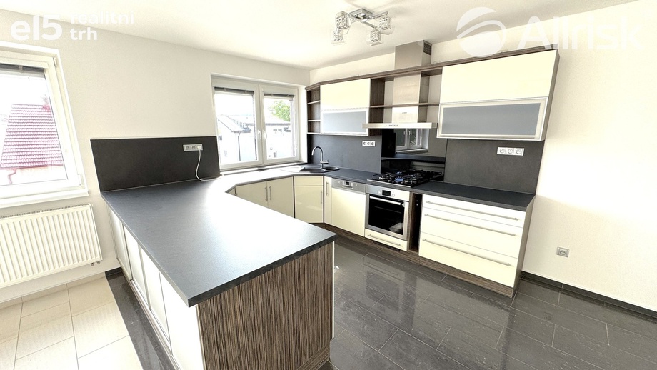 Prodej byty 3+kk, 119 m² - Čebín