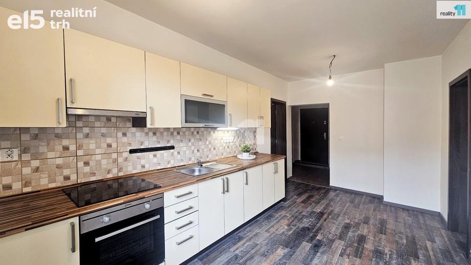 Pronájem byty 2+1, 70 m² - Kolín I