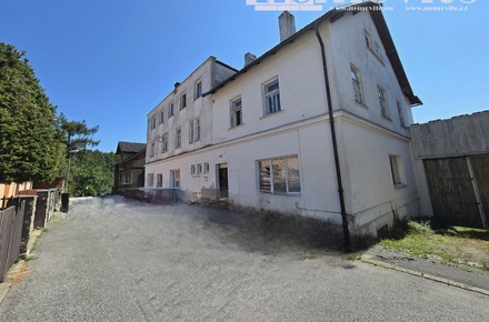 Prodej vícegeneračního domu 977 m², Nový Bor