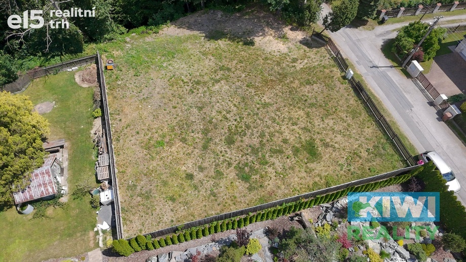 Prodej pozemky pro bydlení, 800 m² - Šenov