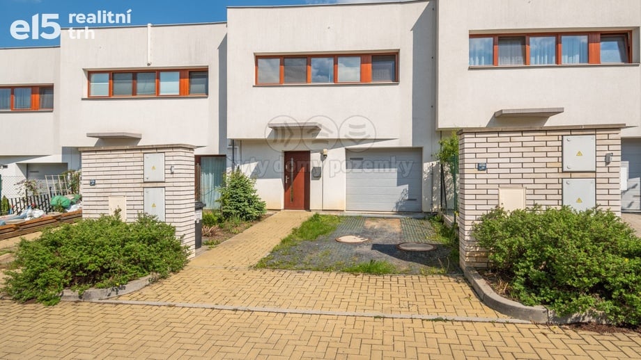 Prodej rodinné domy, 141 m² - Praha - Dolní Počernice