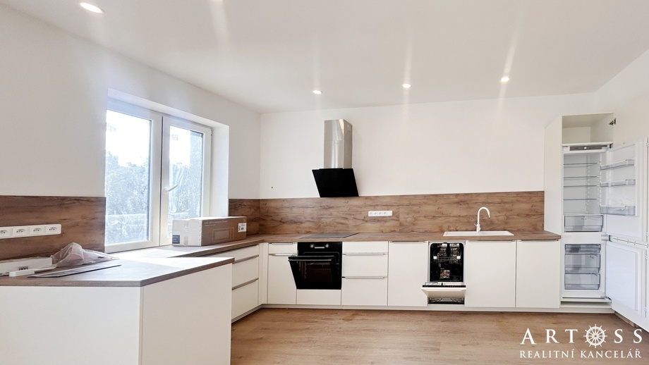 Pronájem byty 2+kk, 122 m² - Letovice