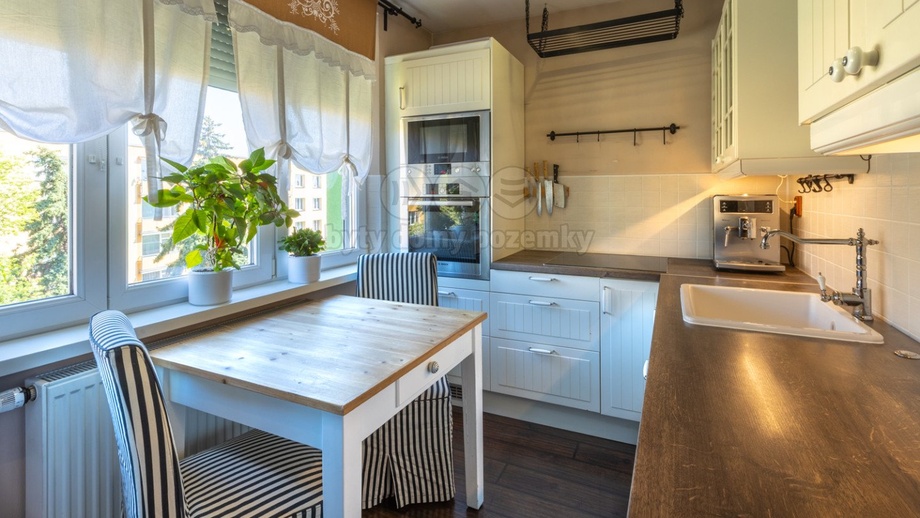 Prodej bytu 4+1 73 m², Postoloprty