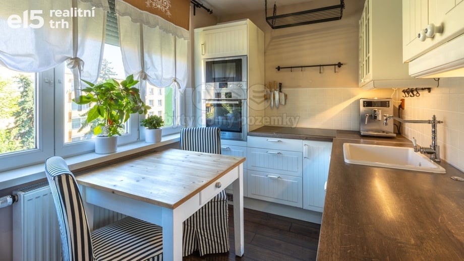 Prodej bytu 4+1 73 m², Postoloprty