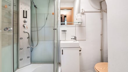 Prodej chaty 39 m², Praha - Lipence