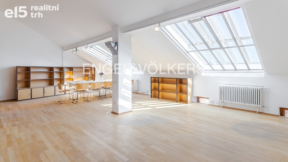 Pronájem kanceláře, 113 m² - Praha - Malá Strana