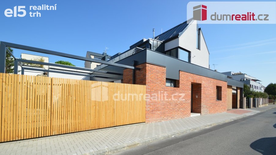 Pronájem byty 1+kk, 30 m² - Praha - Břevnov