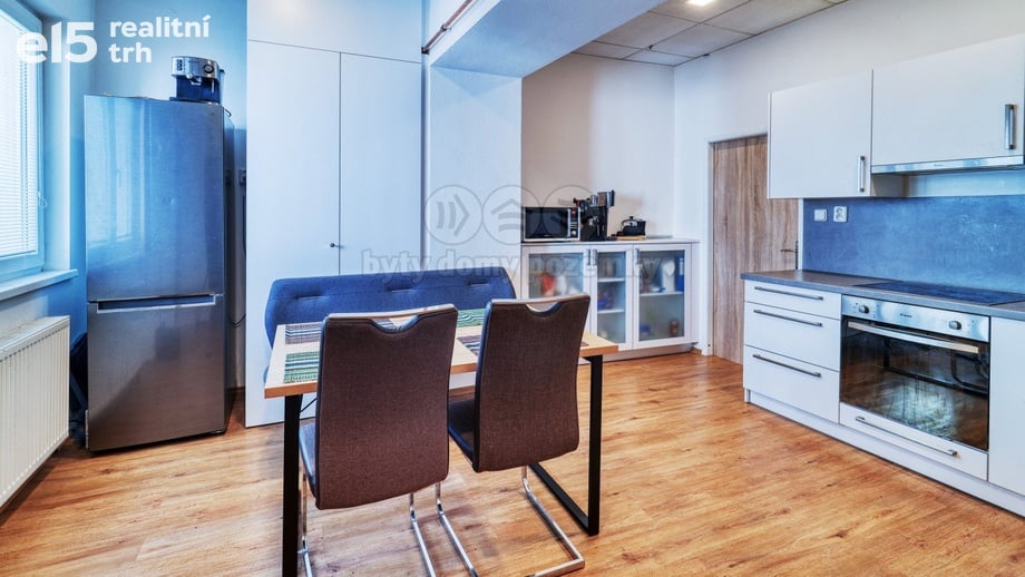 Pronájem byty 2+1, 65 m² - Plzeň - Vnitřní Město